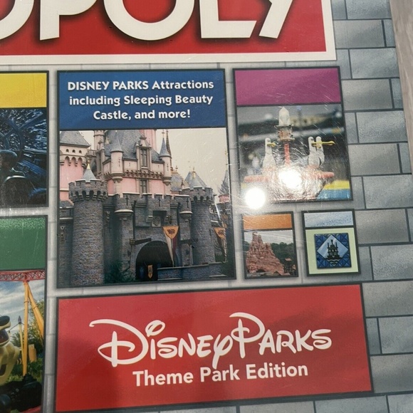 New MONOPOLY Disney Parks 2020 Pop-Up Castle Star Wars Rise of the Resistance - Picture 5 of 8